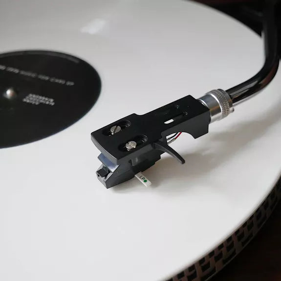 Record Player - and Bluetooth speaker