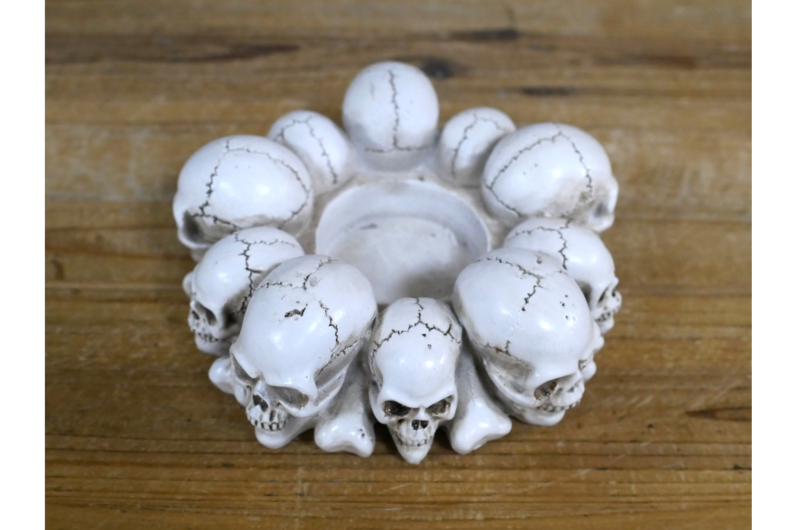 Skulls Candle Holder