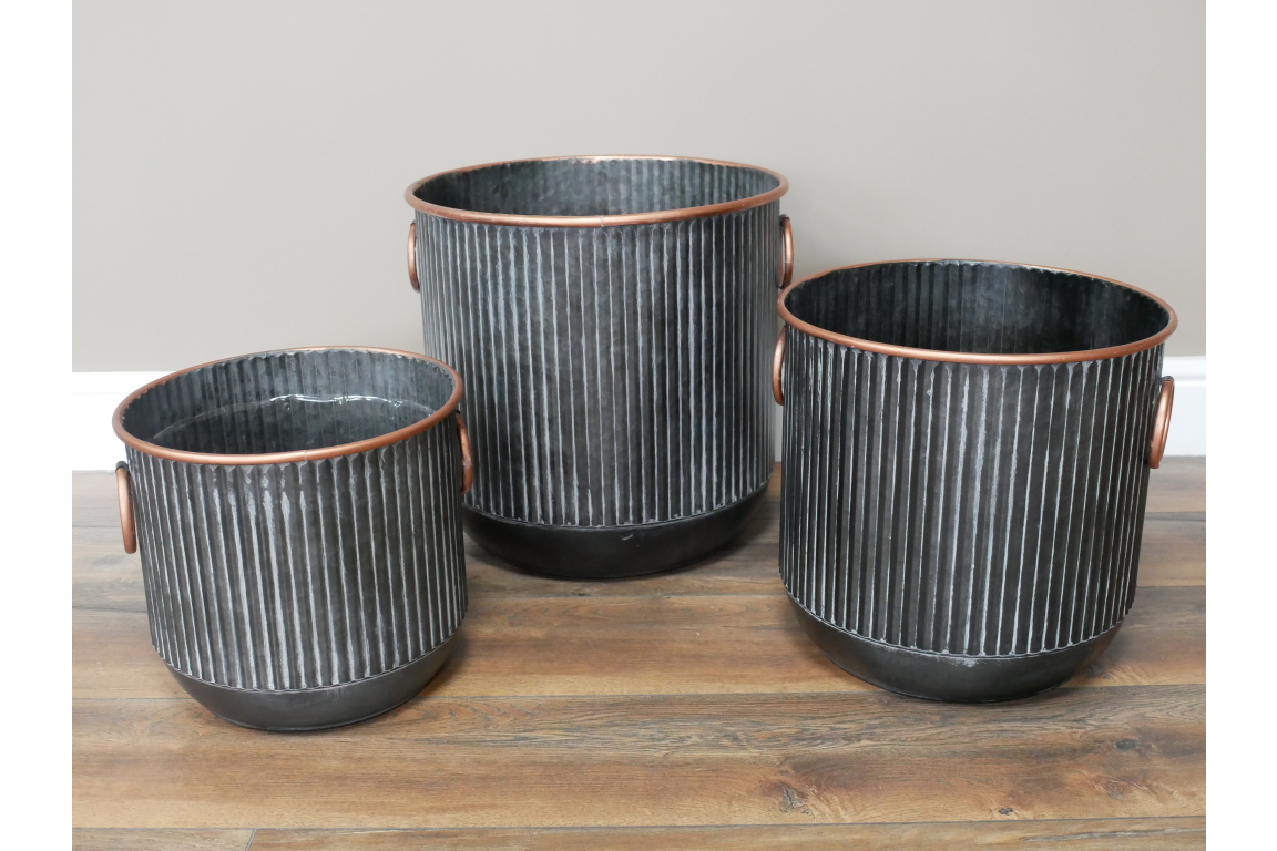 Set Of Three Planters